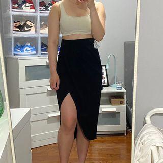 Aritzia Babaton Kinsley Skirt