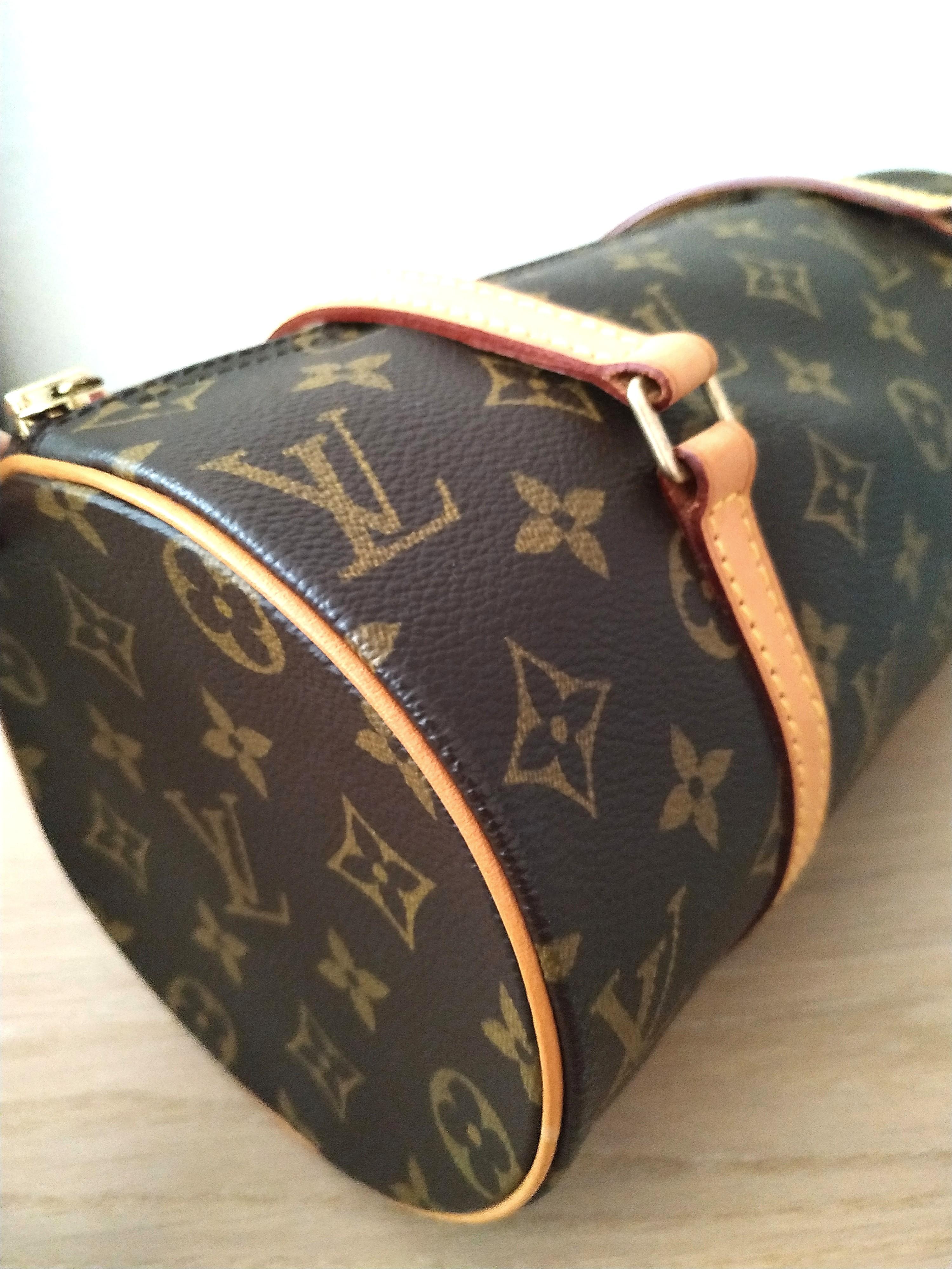 Louis Vuitton Papillon Handbag 348208