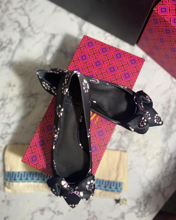 Tory burch hotsell black stamped floral