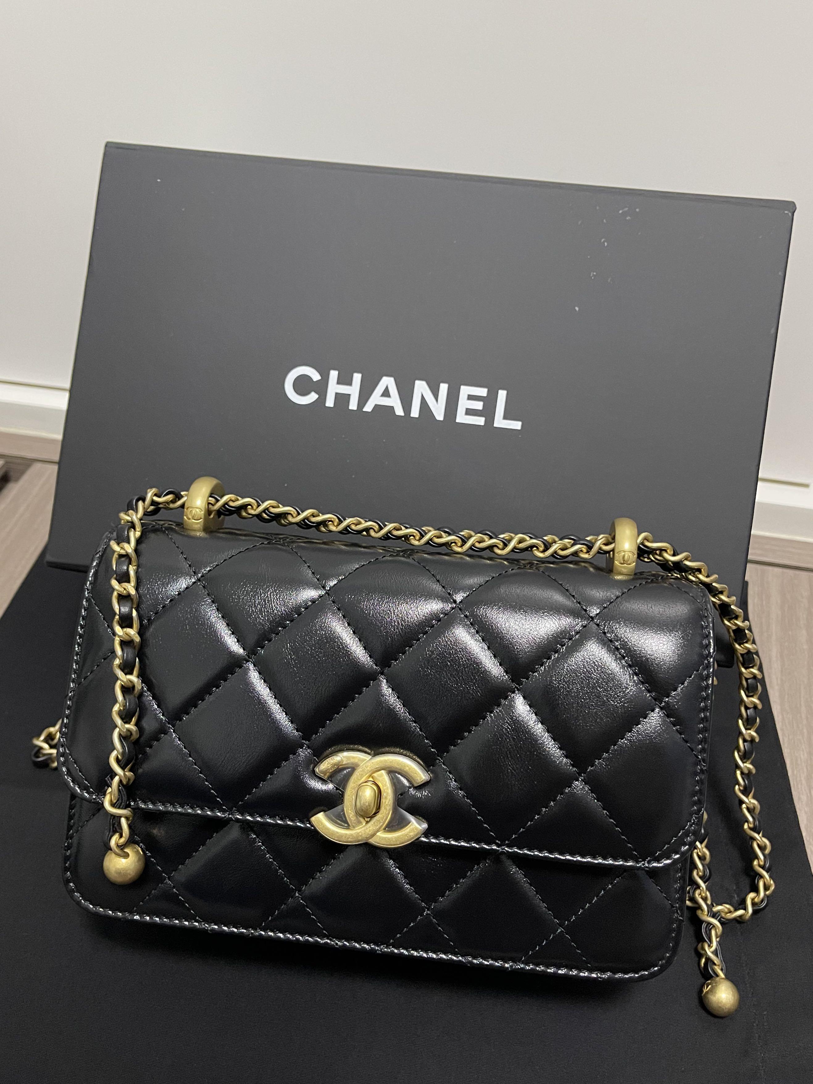 Shop CHANEL 2021-22FW Small flap bag (AS2798 B06702 94305) by FORMIDABLE