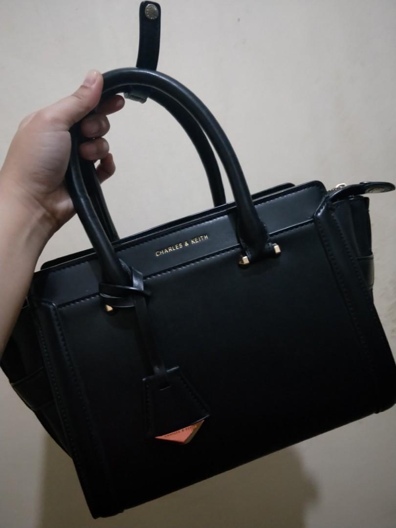 Charles and keith trapeze bag 2025 price