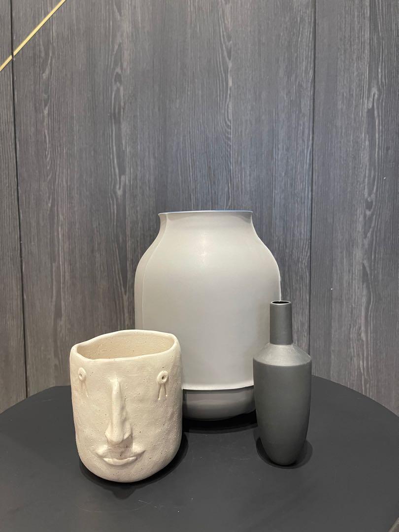 FLOWER Small Modern Ceramic Vase Bottle European Creative Jug for Long Stemmed Home Decorative Ornament Light Brown 27cm FLOWER Small Modern Ceramic Vase Bottle European Creative Jug for Long Stemmed Home Decorative Ornament Light Brown 27cm