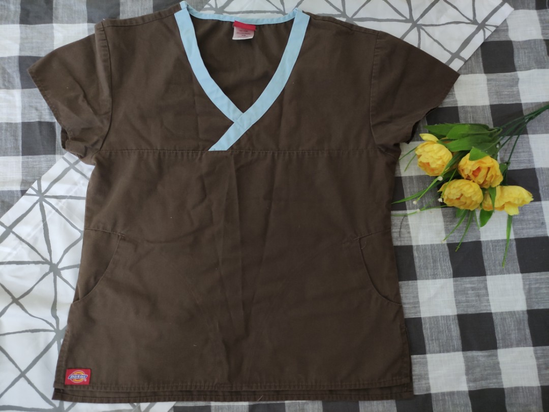 Dickies Scrub Suit Top Only Size Xs M Women S Fashion Tops Others Tops On Carousell