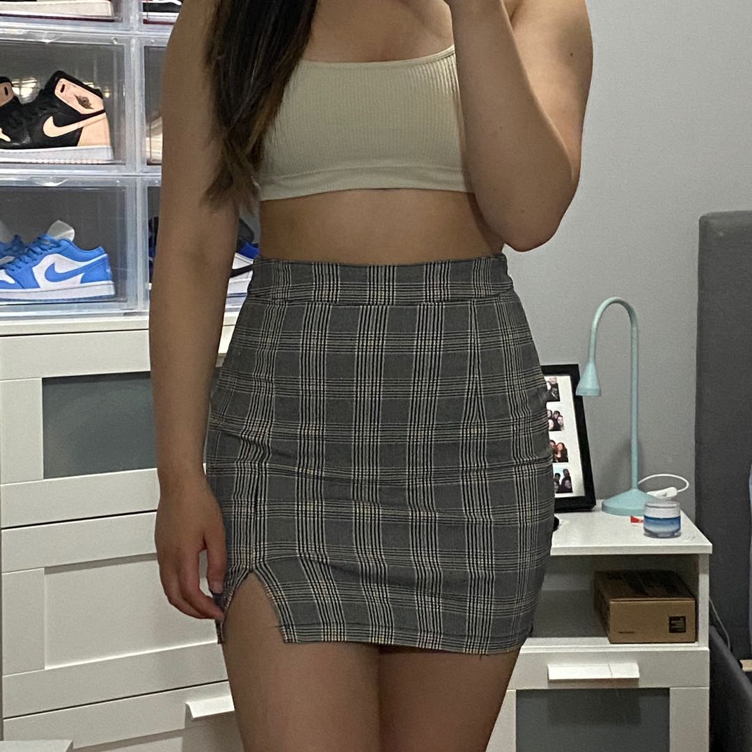 Plaid mini skirt garage top