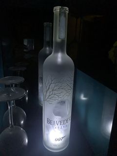 （分類：）位於 。 由 nheyo 提交（商品編號 1093657277，圖片 1）。簡介： 。