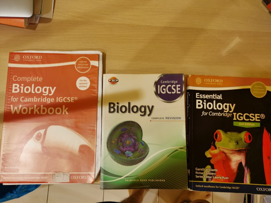 IGCSE BIOLOGY, Hobbies & Toys, Books & Magazines, Textbooks On Carousell