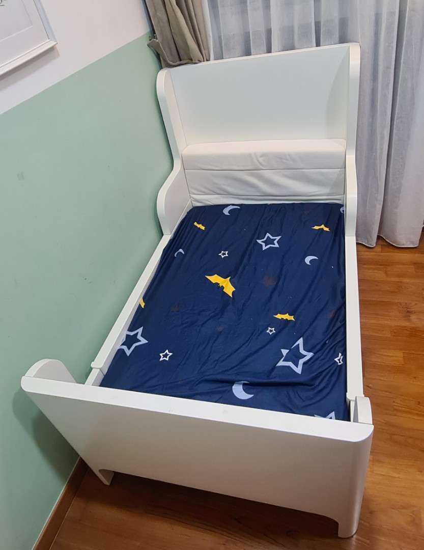 Ikea BUSUNGE Extendable Children's Bed, Babies & Kids, Baby Nursery