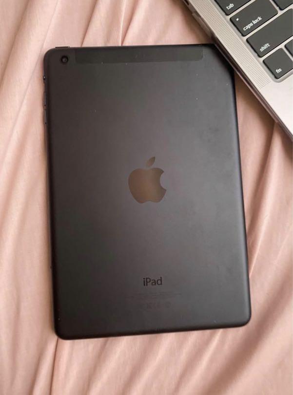 Ipad mini 2 (Category: iPad) located in Marikina City. Submitted by mariaxxx.ph (Listing ID 1093561057, Image 1). Description: Ipad mini 1 comes with chargwr case tempered glass 16GB Sim slot openline Slighty negotiable Marikina/ antipolo meet up .