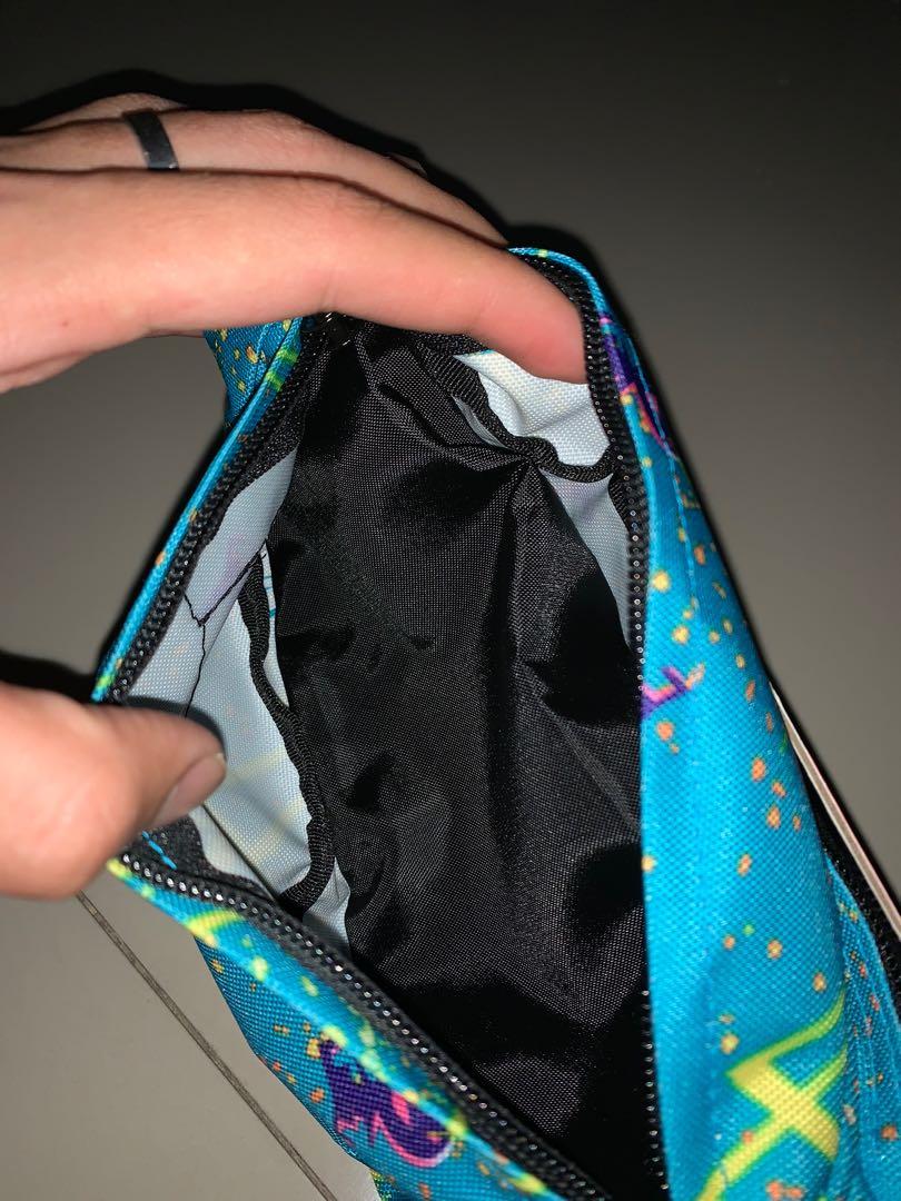 Jansport x The Incredibles Series 2.5 L Original BNWT Fesyen Pria
