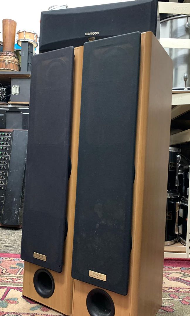 Kenwood outlet speaker set