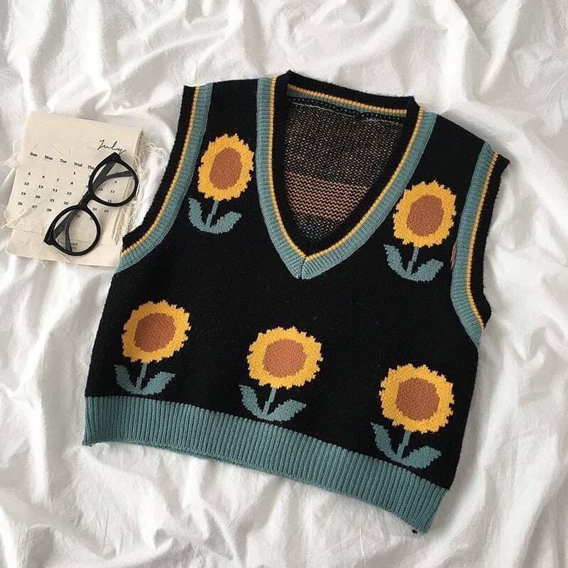 Korean sunflower knit vest rajut knitted korea style rompi bunga matahari  oversize BISA NEGO BOLEH OPEN BARTER, Fesyen Wanita, Pakaian Wanita, Baju  Luaran di Carousell