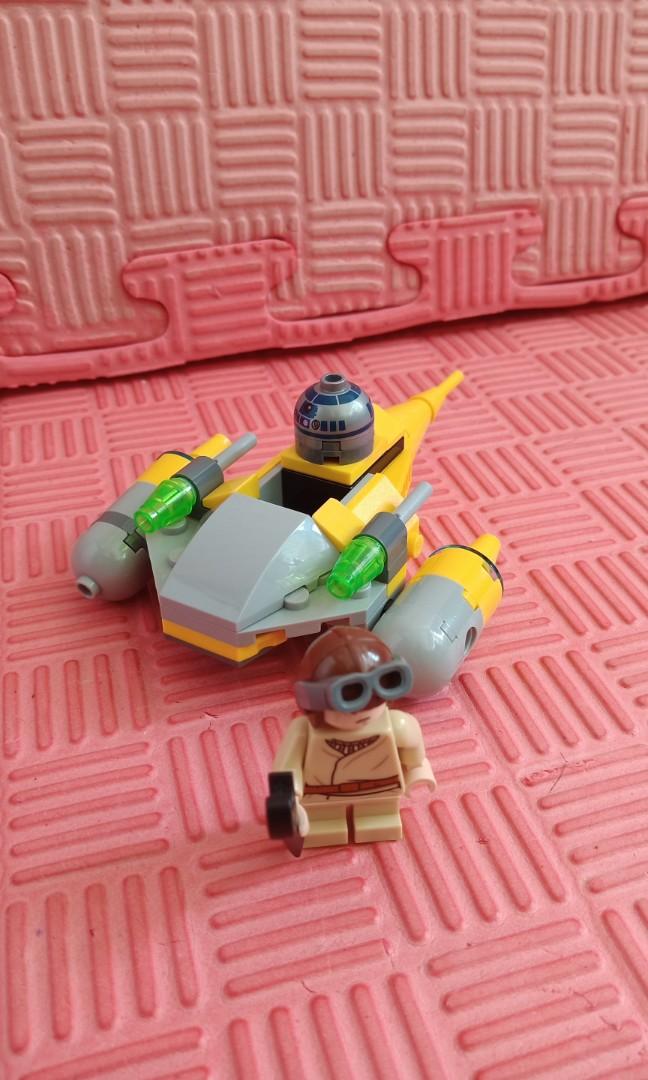 Lego Star Wars Naboo Starfighter 75223 Light Saber Obi Wan Kenobi