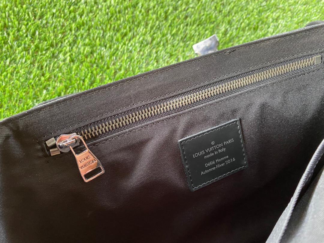 Louis Vuitton 2017 Monogram Eclipse Messenger Voyager PM - Blue Messenger  Bags, Bags - LOU258996