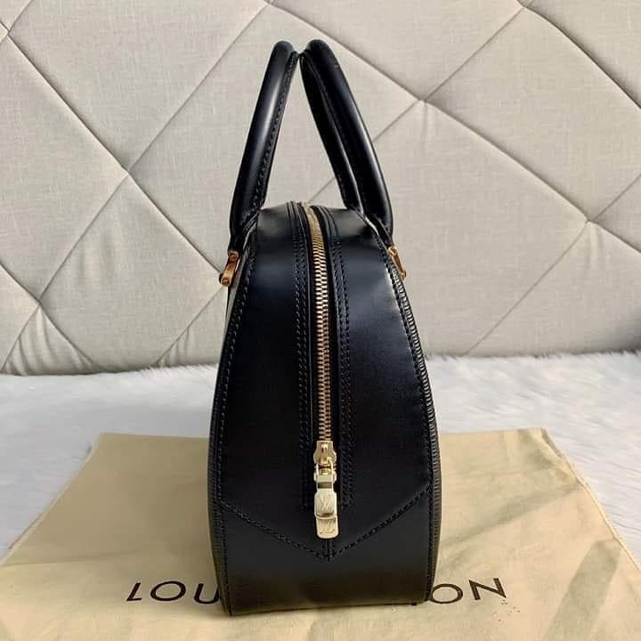 Louis Vuitton Black Epi Sablon Bag ○ Labellov ○ Buy and Sell Authentic  Luxury