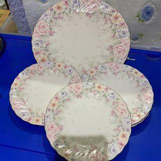 Narumi Pastel Pink Floral plate set
