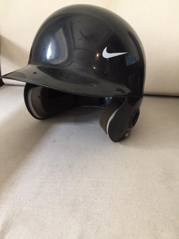 Nike Batting helmet (Baseball), Sports Equipment, Other Sports
