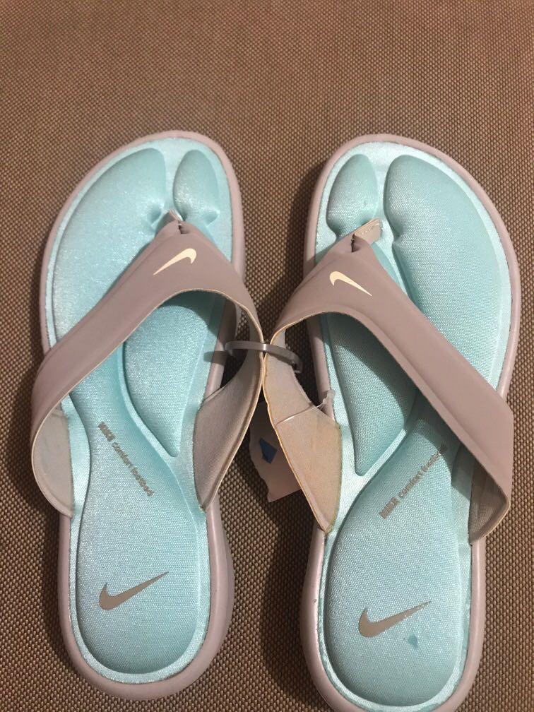 nike comfort sandals womens