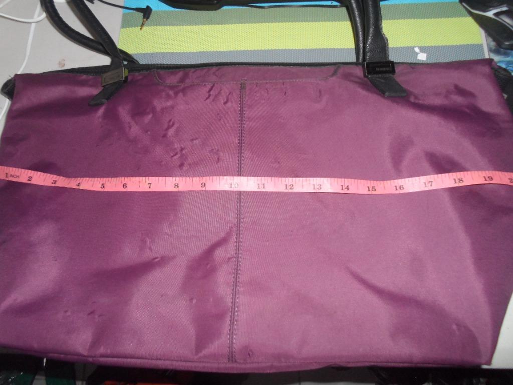 Samsonite Jordyn bag (Category: Laptop Bags & Sleeves) located in Pasig City. Submitted by teacup12933 (Listing ID 1093499425, Image 2). Description: Preloved so please manage your expectations. Very sturdy and would fit laptop up to 15 inches. Actual condition of the bag can be seen in the photos. With dirt marks inside the bag, etc. Please check all the photos carefully for wear and tear etc. Strictly no return, no exchange, no refund, no chang