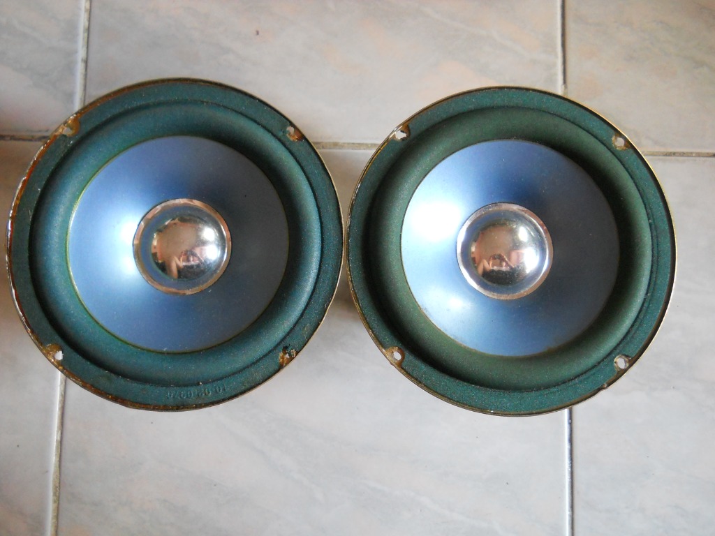 16 store inch woofer