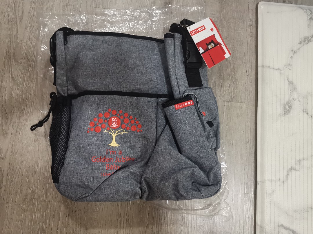 Skip n Hop sling bag Babies Kids Going Out Diaper Bags