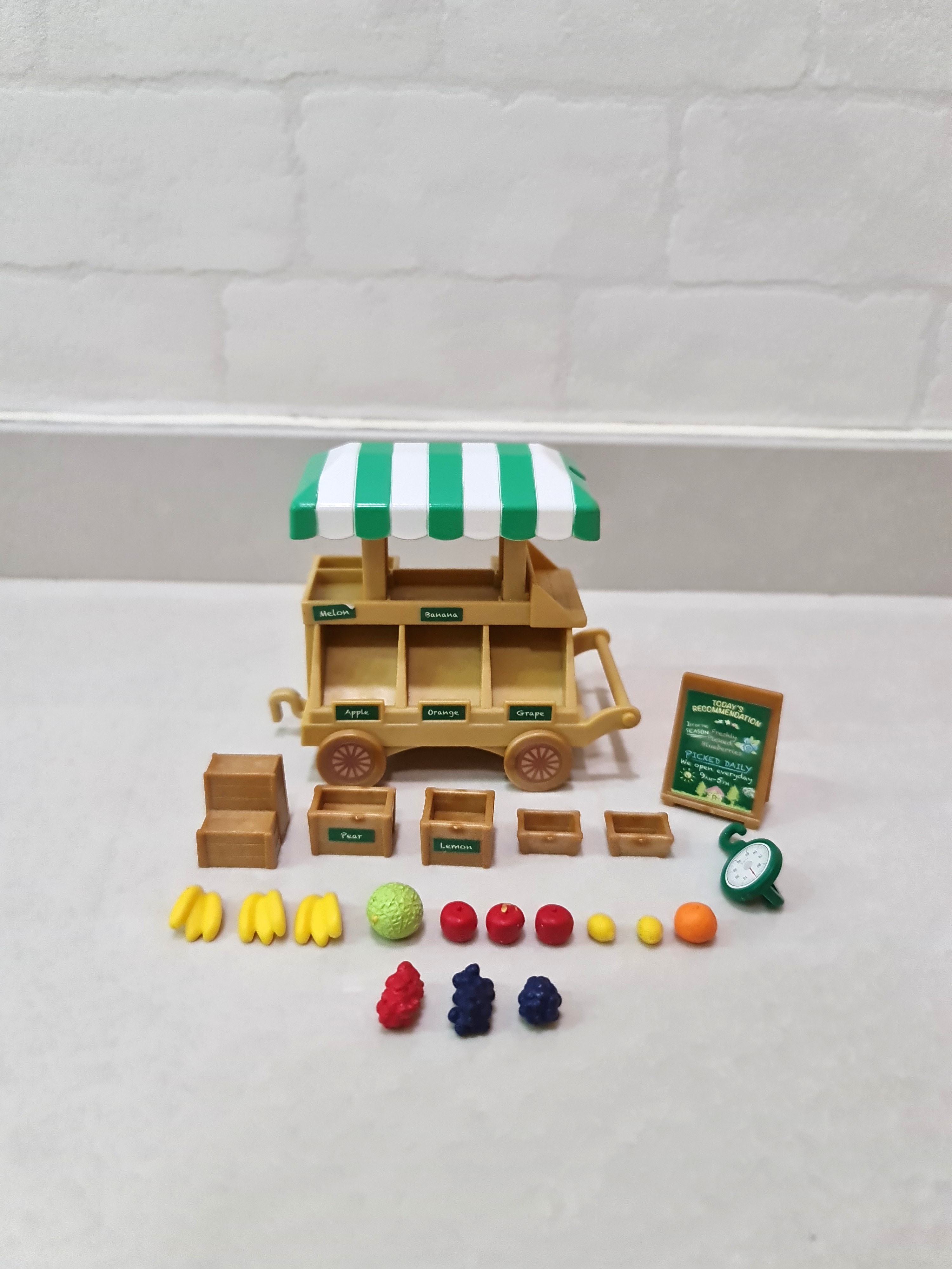 Sylvanian families clearance fruit wagon