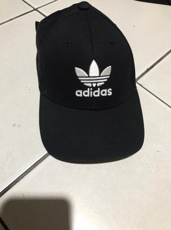 Foto topi adidas hitam hotsell