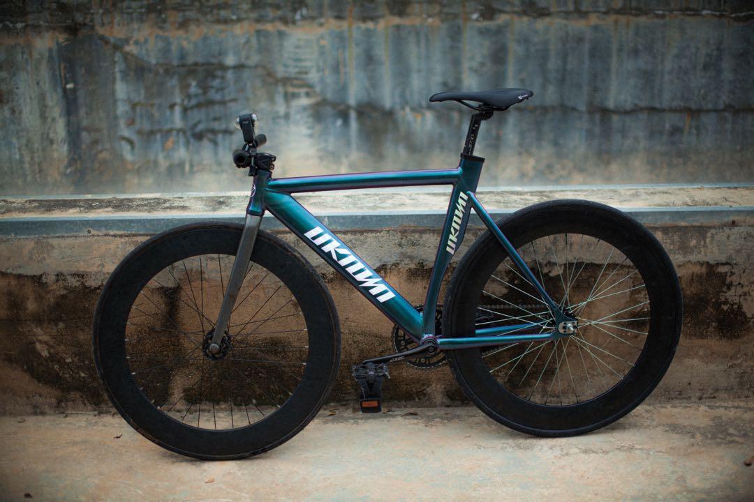 Unknown fixie store