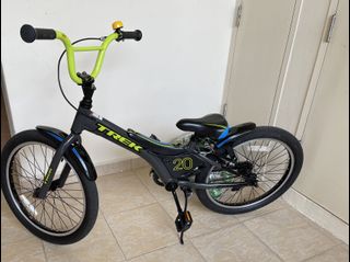 (Category: ) located in . Submitted by abutohwi (Listing ID 1093815580, Image 1). Description: .