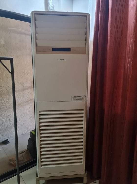 4HP Samsung Floor Mounted Inverter, TV 