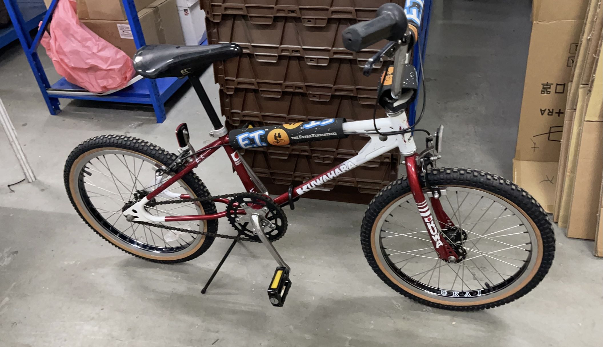 66%OFF!】 E.T. エリオットBMXラジコン savingssafari.com