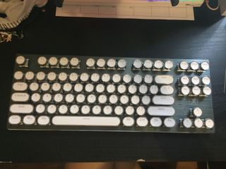 （分類：）位於 。 由 kuriboo 提交（商品編號 1093815347，圖片 1）。簡介： 。