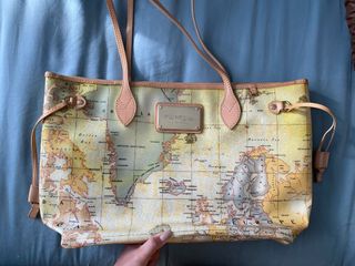 （分類：）位於 。 由 maggietsam 提交（商品編號 1093881257，圖片 1）。簡介： 。