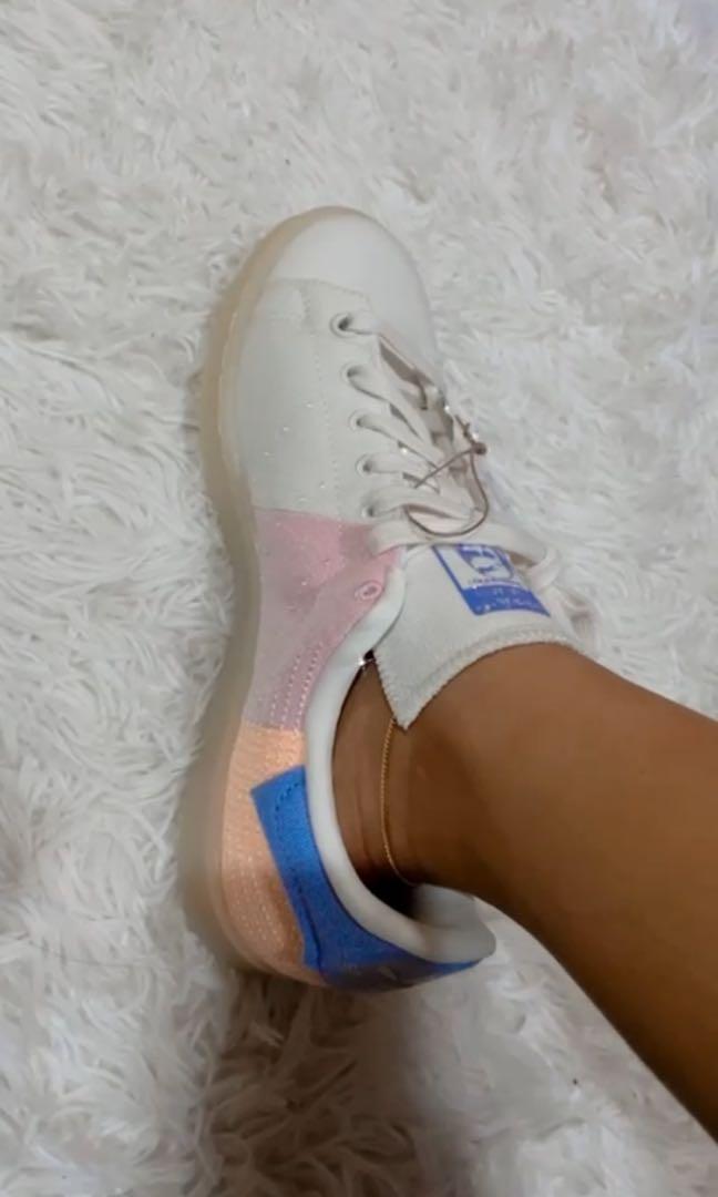 stan smith primeblue shoes