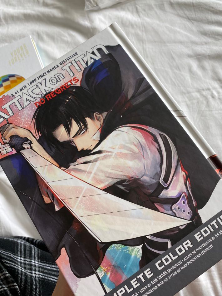 Attack on titan manga no regrets complete Color edition, Hobbies & Toys