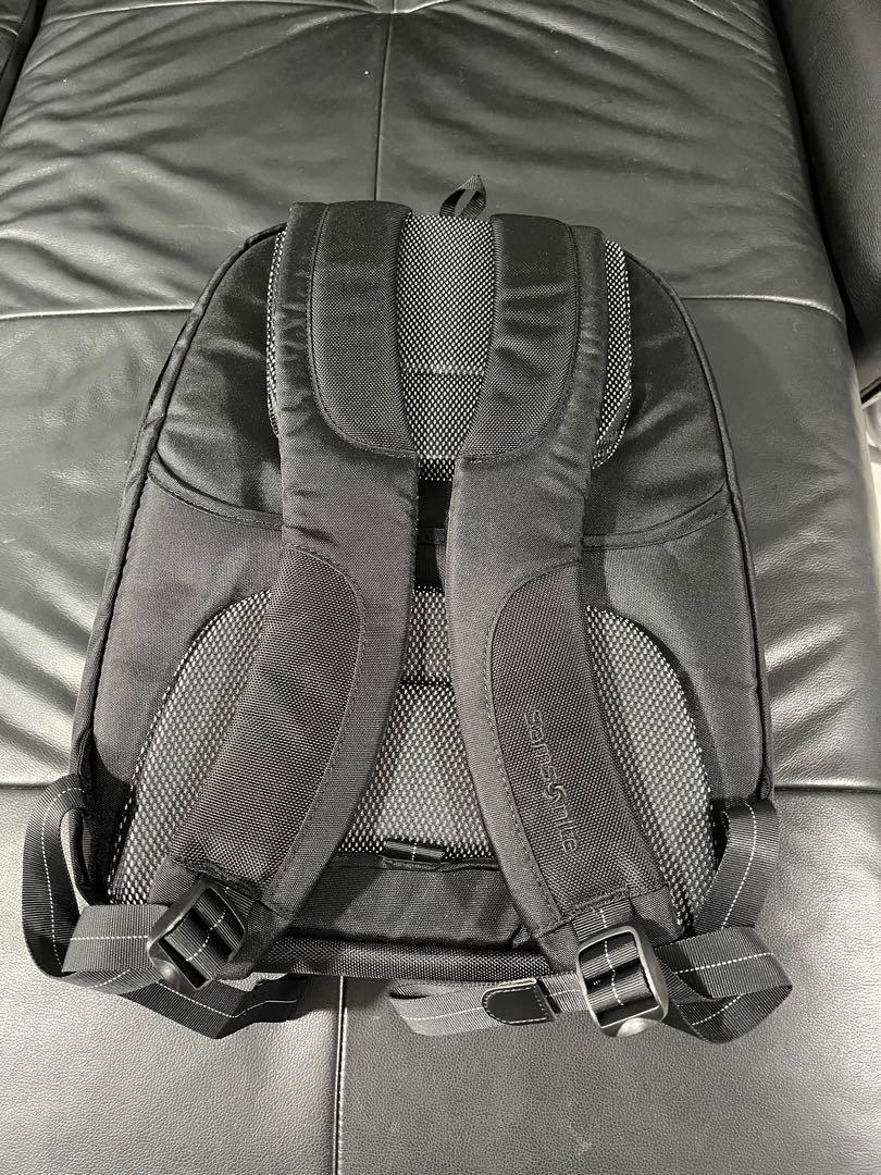 Authentic Samsonite Backpack (Category: Hard Disks & Thumbdrives) located in Balakong. Submitted by sethtar (Listing ID 1093696646, Image 3). Description: Price firm/nett/no nego Condition new Silly question or asking lower/offer down the price will be ignored. TQ .