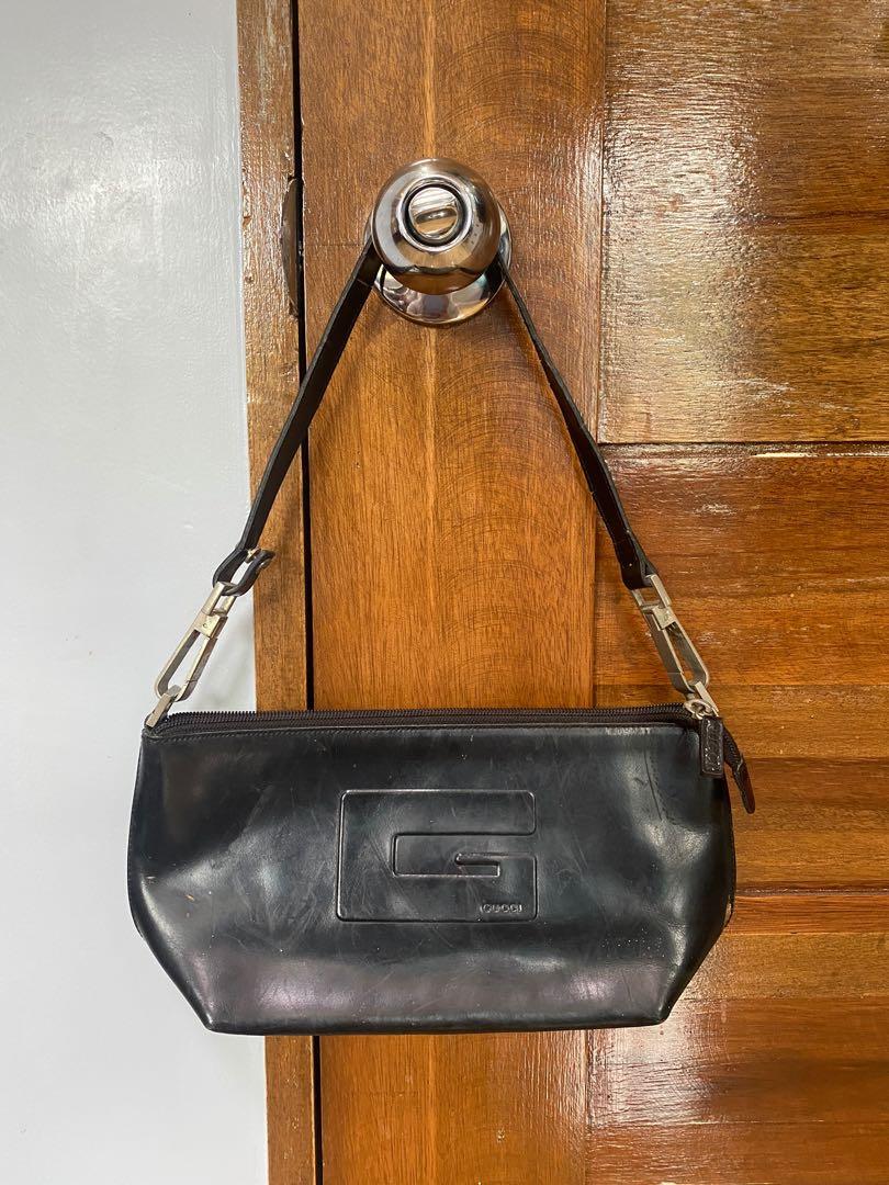 Authentic vintage gucci baguette (Category: Luxury Bags & Wallets) located in Cebu City. Submitted by shyfatares (Listing ID 1093698031, Image 1). Description: .