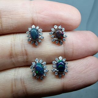 (Category: ) located in . Submitted by gemstone_crystal (Listing ID 1093858443, Image 1). Description: .