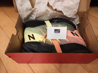 （分類：）位於 。 由 snkrhk 提交（商品編號 1093686418，圖片 1）。簡介： 。