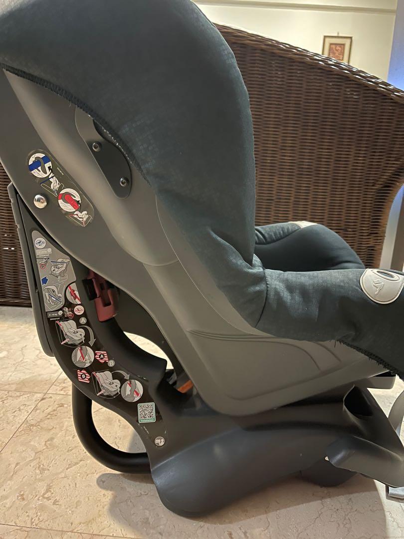 Britax First class plus (Category: Car Seats) located in Singapore. Submitted by selthing (Listing ID 1093878421, Image 2). Description: Sold as it is. Price negotiable .
