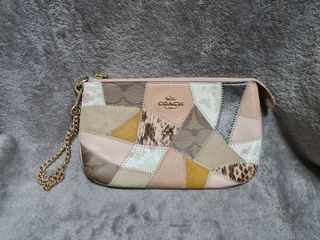 (Category: ) located in . Submitted by wasabbies (Listing ID 1093781661, Image 1). Description: .