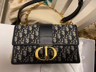（分類：）位於 。 由 smileyeee 提交（商品編號 1093868409，圖片 1）。簡介： 。