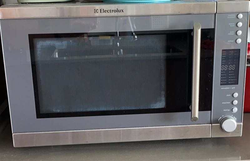 Electrolux convection oven EMS3067X, TV & Home Appliances, Kitchen