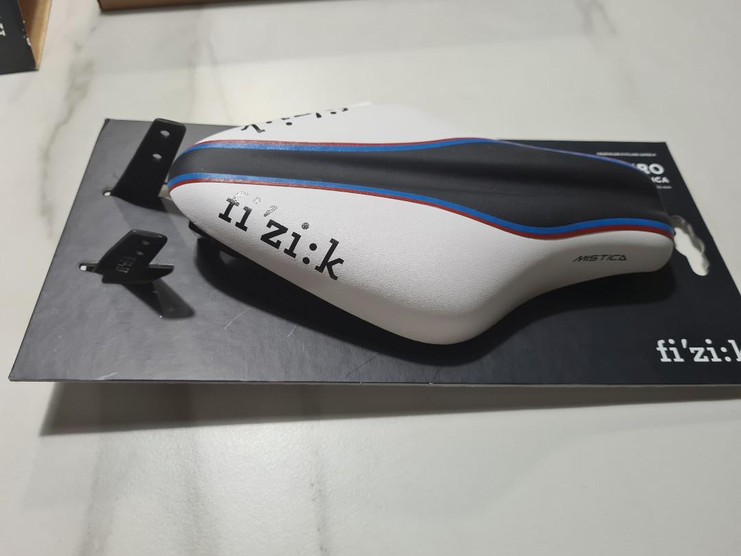 Selle vélo Fizik Transiro Mistica Carbon : la selle triathlon ultime Selle vélo Fizik Transiro Mistica Carbon : la selle triathlon ultime