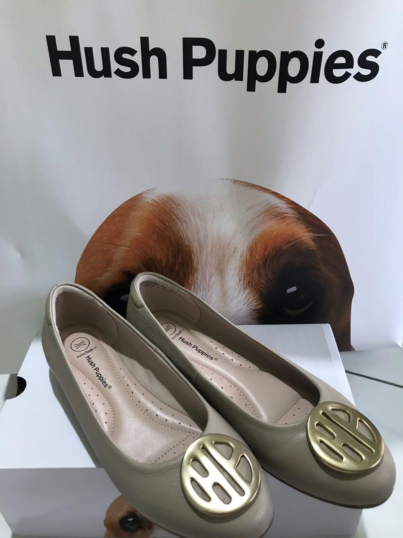 flatshoes sepatu hush puppies warna beige