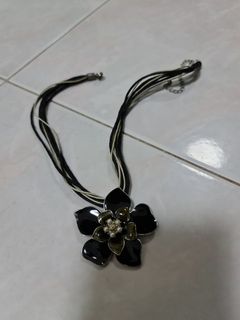 (Category: ) located in . Submitted by gdkharmaaaaaa (Listing ID 1093858449, Image 1). Description: .