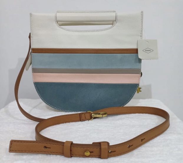 fossil hazel crossbody spring Barang Mewah Tas Dompet di Carousell
