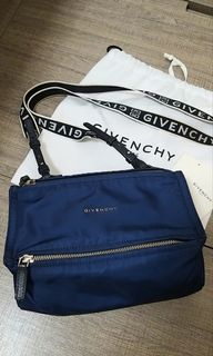 （分類：）位於 。 由 allure5162 提交（商品編號 1093736609，圖片 1）。簡介： 。