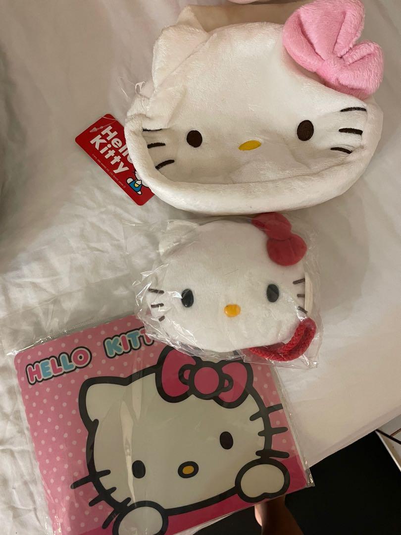Hello Kitty Bundle (Category: Character Goods) located in Singapore. Submitted by lydiakew (Listing ID 1093841472, Image 1). Description: All for $15!.