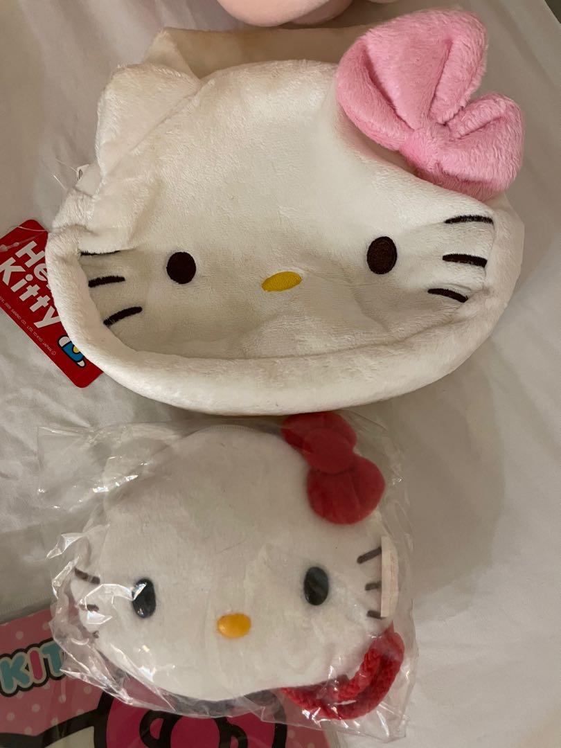 Hello Kitty Bundle (Category: Character Goods) located in Singapore. Submitted by lydiakew (Listing ID 1093841472, Image 4). Description: All for $15!.