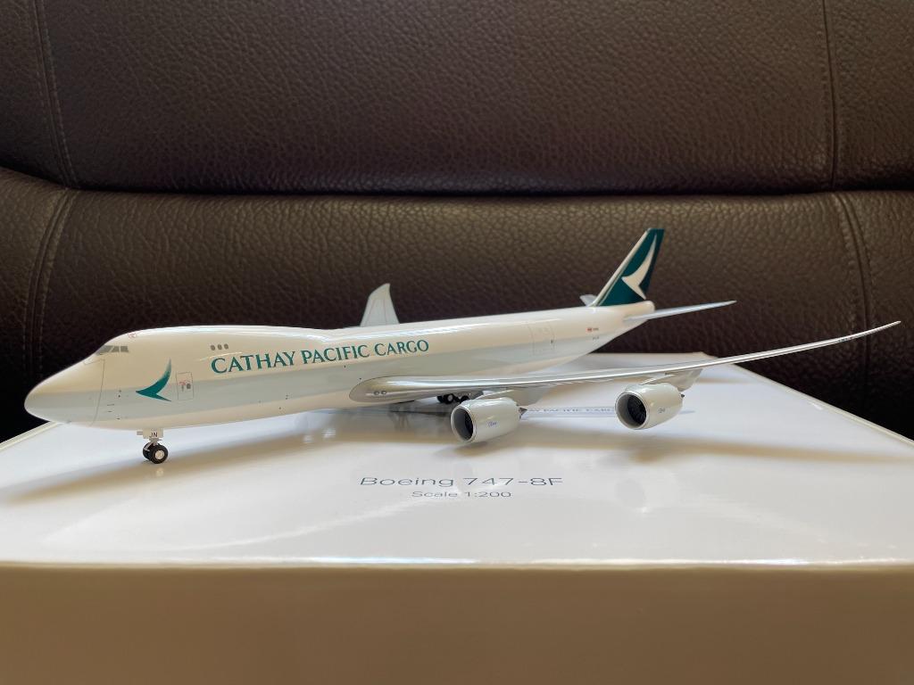 Hogan 1:200 Cathay Pacific Cargo Boeing 747-8F aircraft model